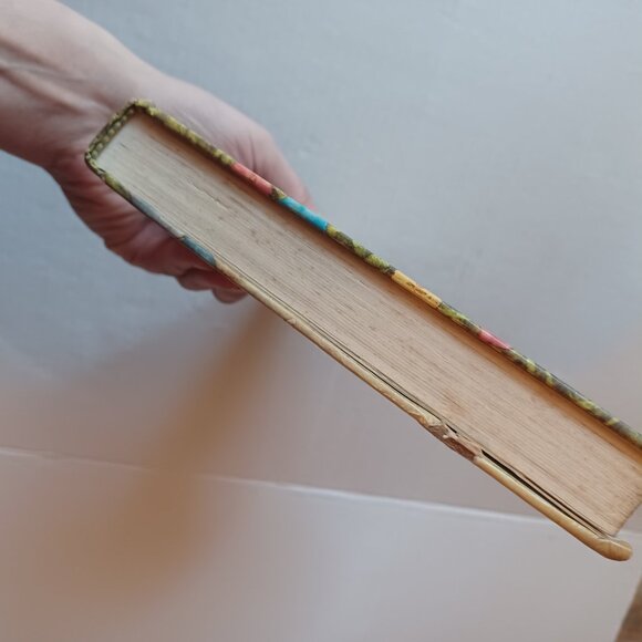 1987 Uncle Wiggily's Story Book by Howard Garis Children Book - Picture 6 of 8